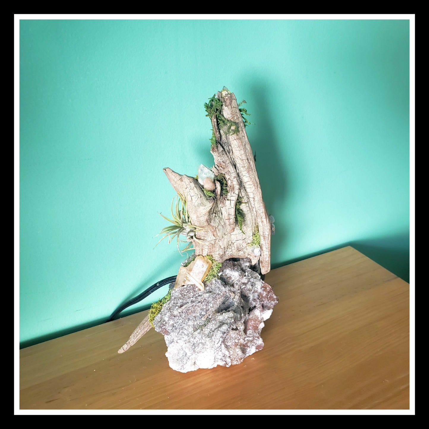 Natural Stone & Driftwood Lamp