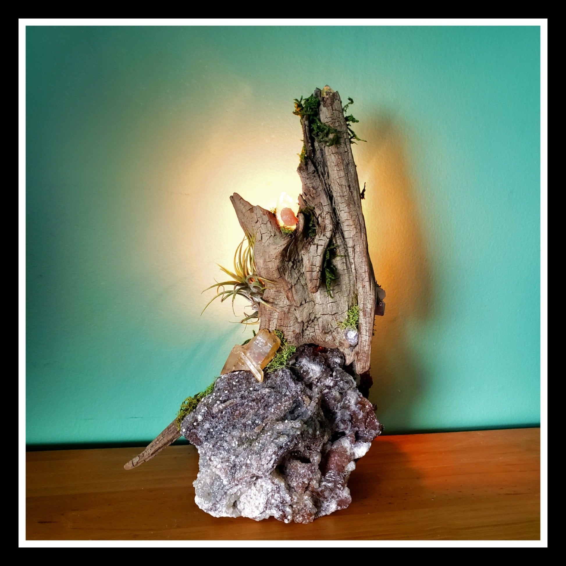 Natural Stone & Driftwood Lamp - Earth's Emporium